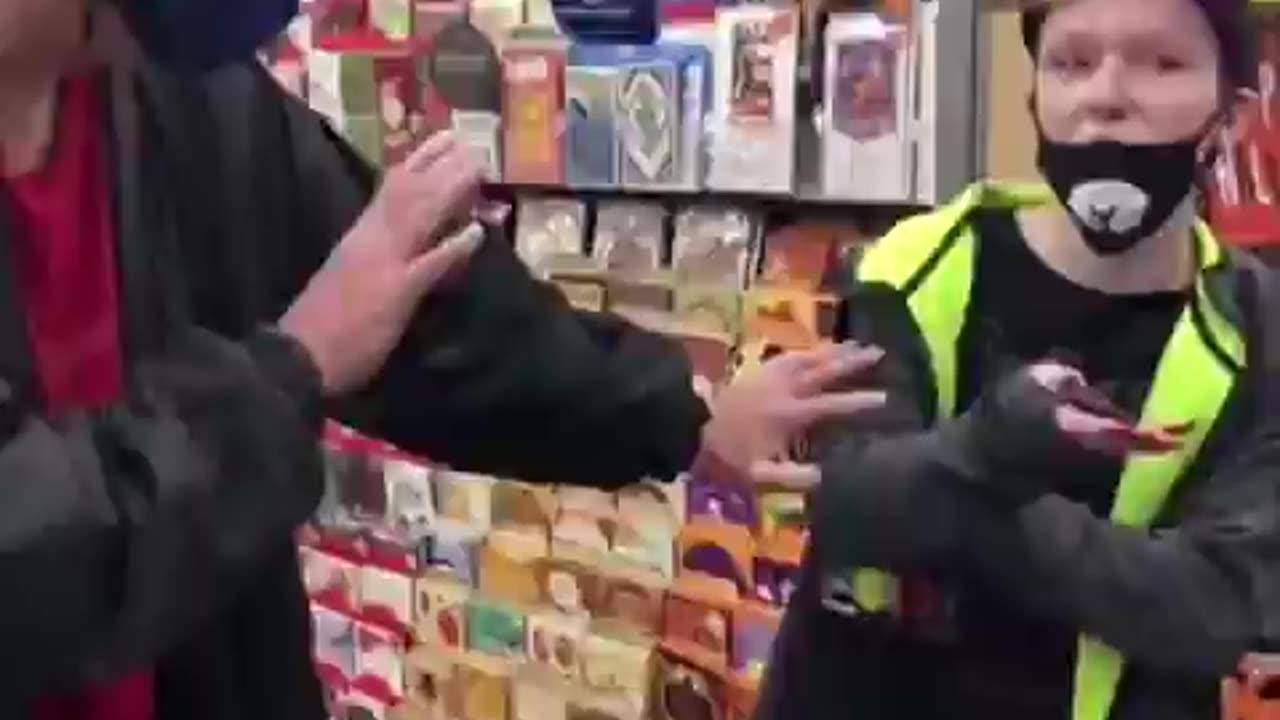 Predator Caught Arriving With Parents to Meet a Minor — Sting Operation Exposes All 🚨