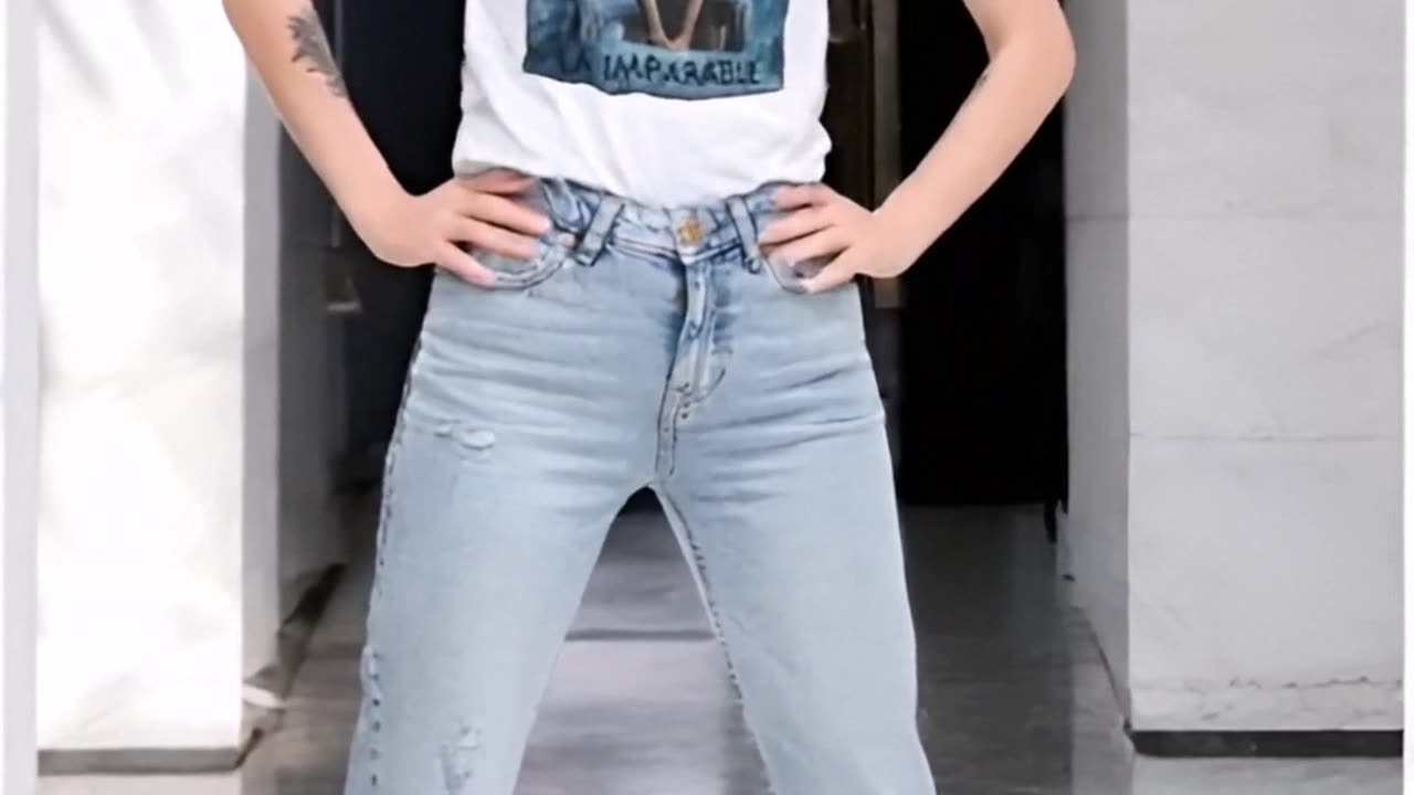 ¿Ya viste esta camiseta? Me hace sentir imparable y libre #modaurbana #camisetasúnicas