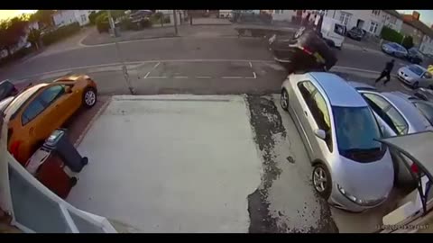 UNBELIEVABLE CAUGHT ON DASHCAM