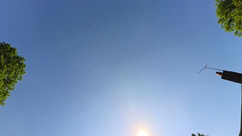 Sky Watch #586 - 30/4/2025 - 4K (chem short)