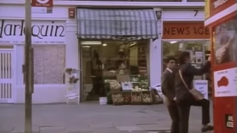😂 Mr. Bean vs the Blind Man | FunFM
