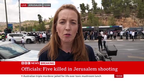 “Deadly Attack at Jerusalem’s Ramot Bus Stop: Six Killed, Chaos Unfolds”