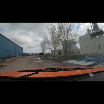 RAILROAD CROSSING SHORT #ourtruckinglife #vistatrans #reallifetruckers #trucking #atruckerslife