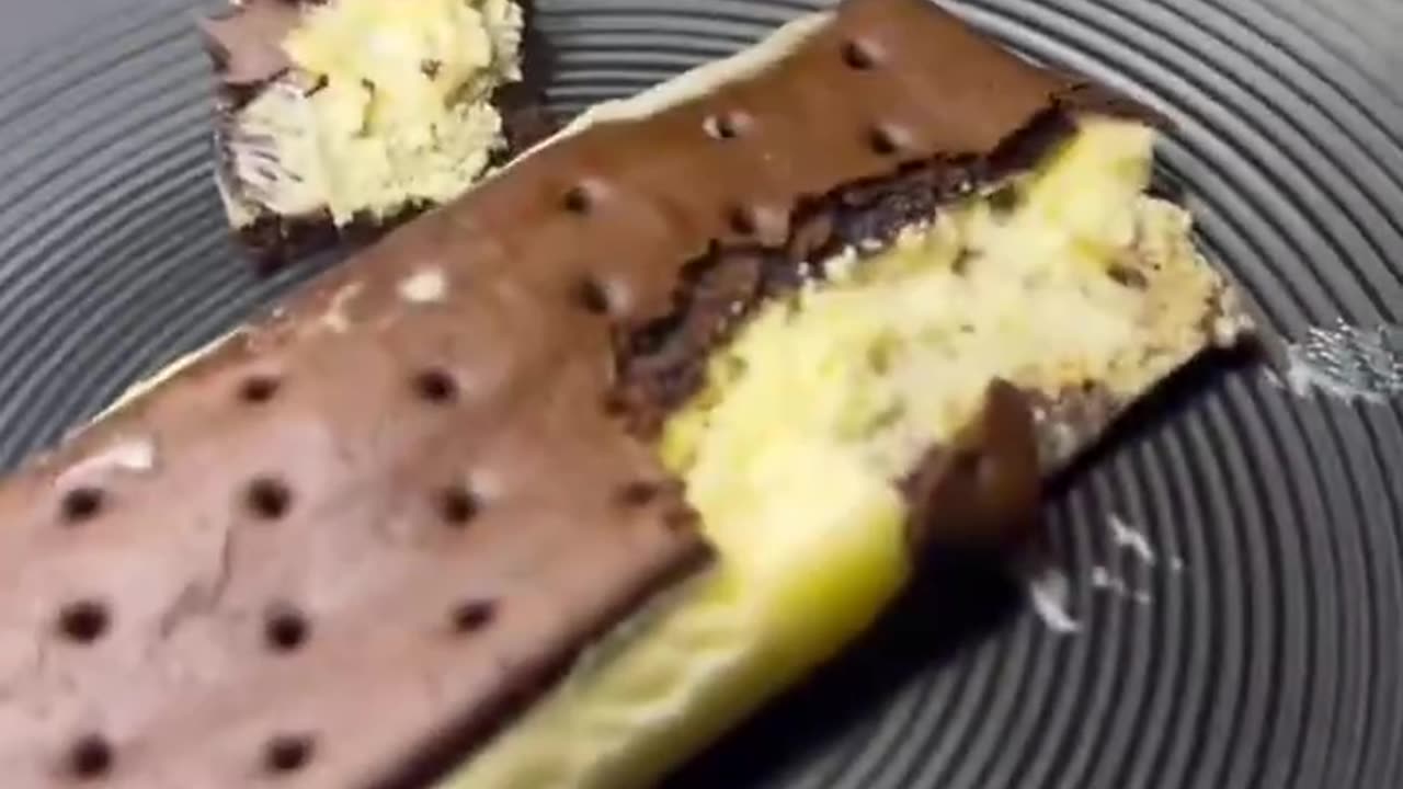 American couple heads to “Walmart to test a conspiracy theory”