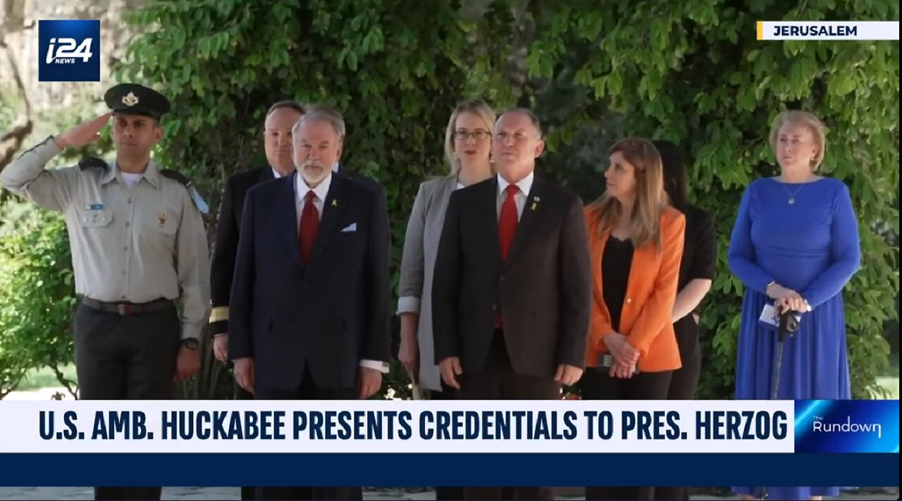 Ambassador Huckabee presents credentials to Israel's Herzog