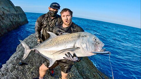 Rock Fishing Giant Fish With Lures