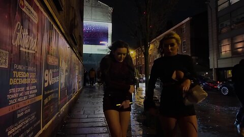 Liverpool Nightlife Best Bars, Clubs. Girls freezing