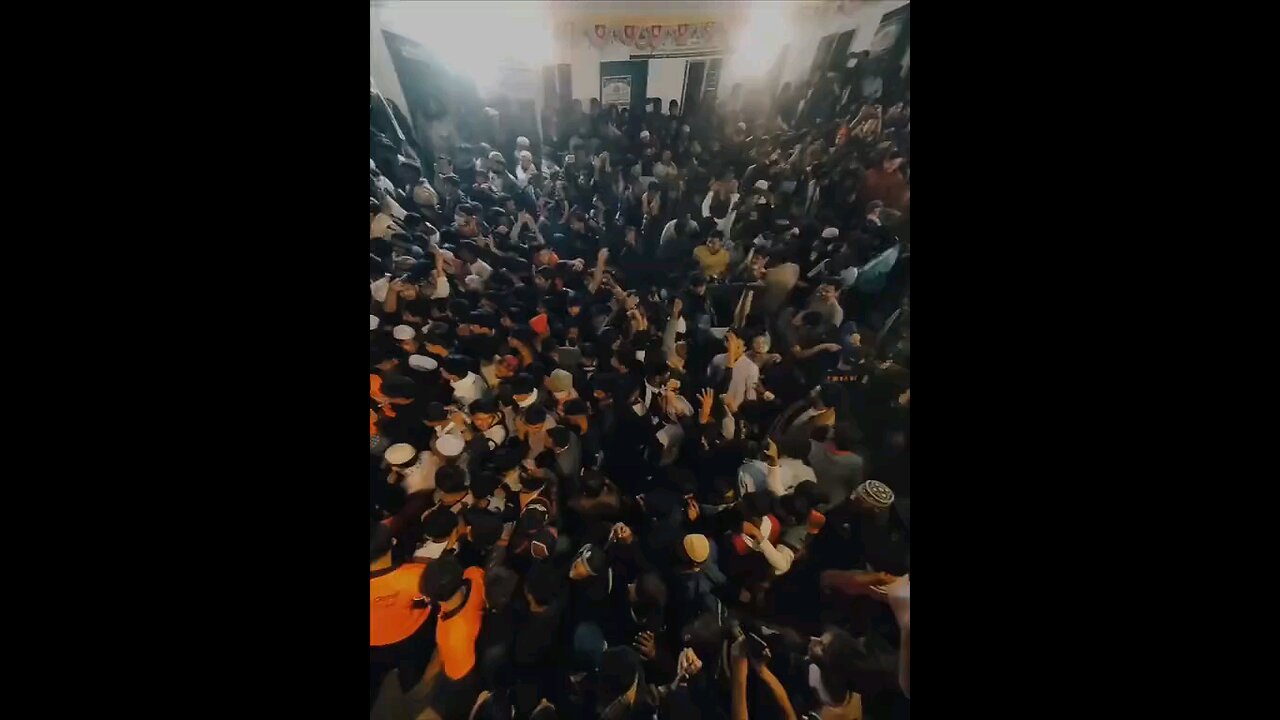 একটি অসাধারণ মূহুর্ত🥰