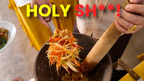 CRAZY HOT Papaya Salad Lao Lao Style!🔥🔥🔥 🇱🇦