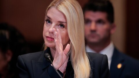 BREAKING: Pam Bondi Is Out – Sudden Announcement Sends Shockwaves