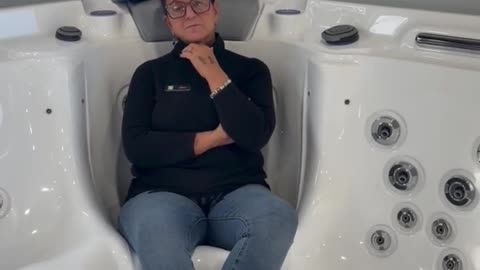 Epic Hot Tubs Free Hot Tub Training | SpaSchool