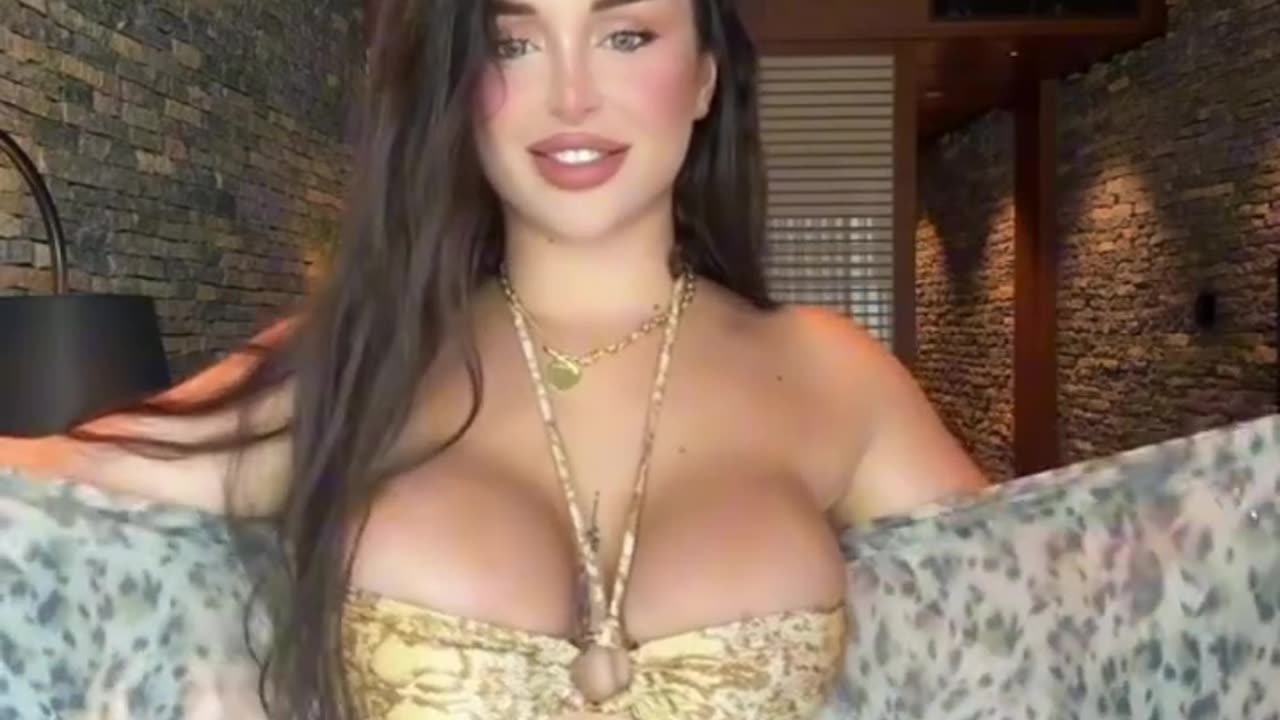 Beautiful Girl New Model 2025 year