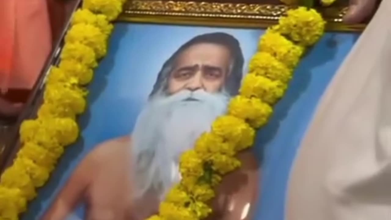 #Hari Om Radhe Radhe 🙏 💐