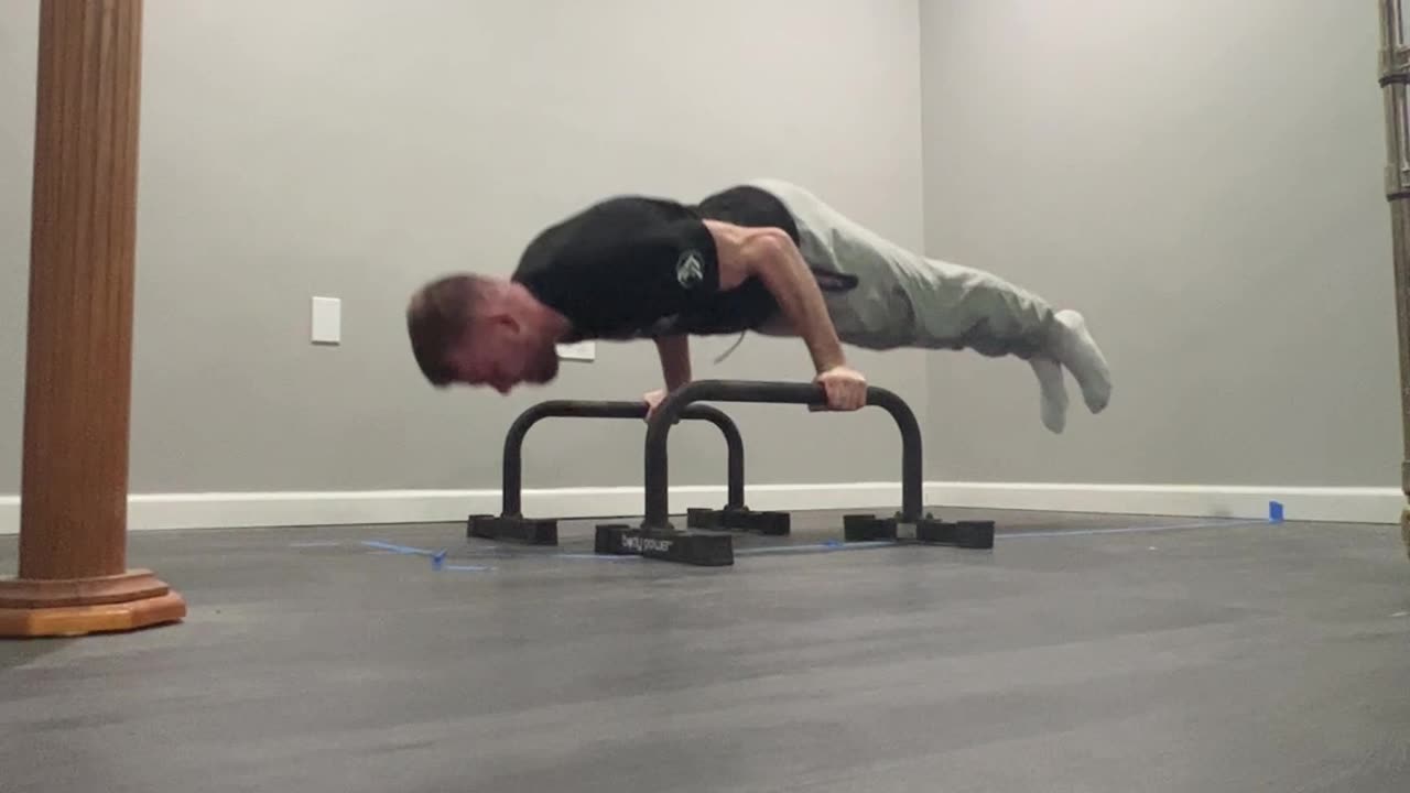 10 Full Planche Pushups - Is Perfect Form Necessary?