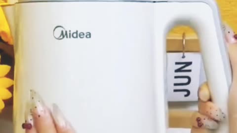 Stainless Steel Electric Kettle – Fast Heating & Auto Power-Off | Home Electric Water Boiler