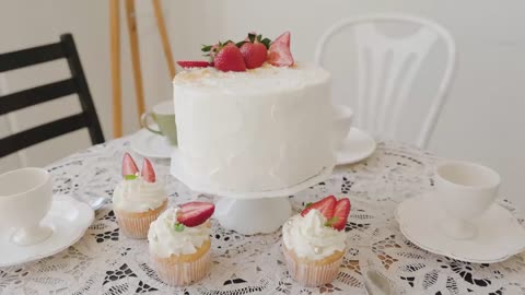 How to Find Nationwide Cake Delivery in the UK