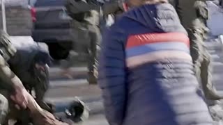 New footage of Alex Pretti shows he’s the instigator