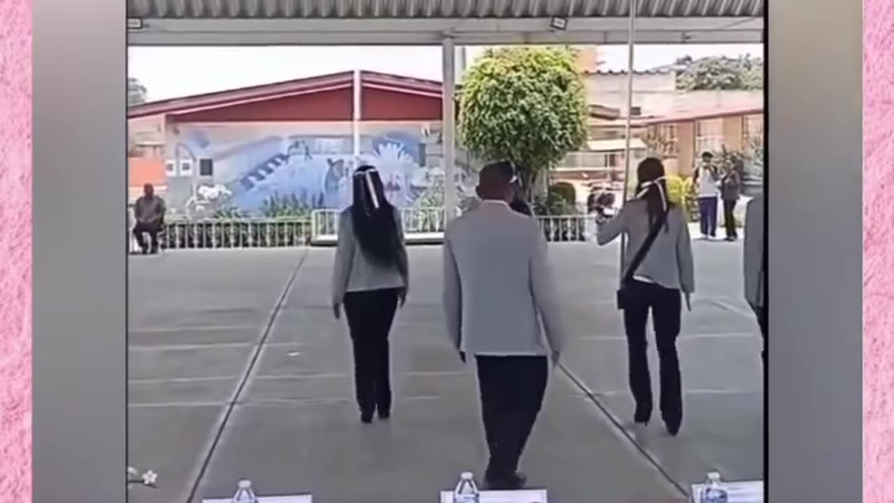 You can't stop laughing 🤣🤣🤣
