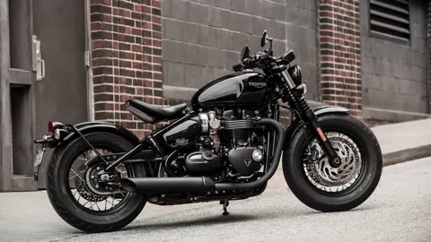 When to Choose a Sport Bike Over a Cruiser (And Vice Versa)