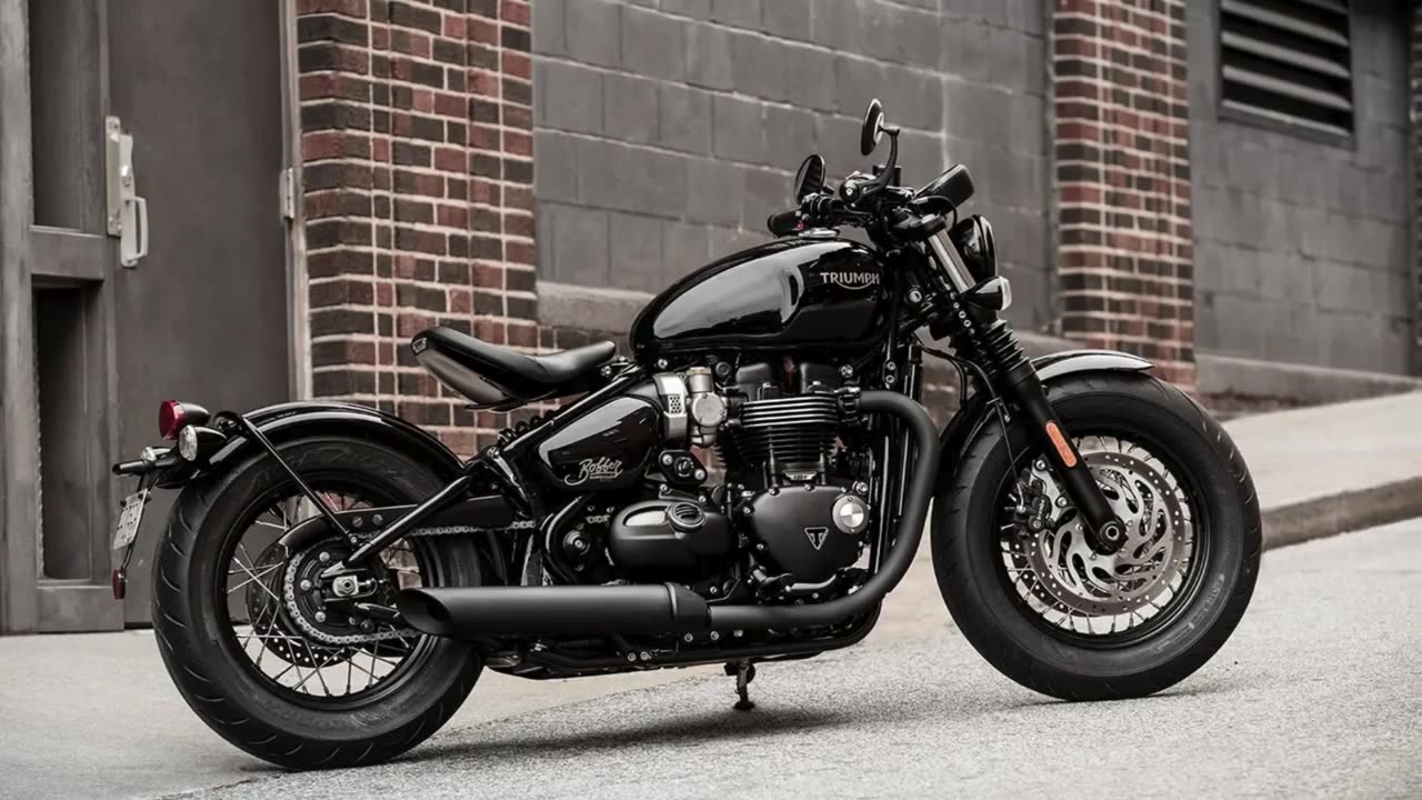 When to Choose a Sport Bike Over a Cruiser (And Vice Versa)