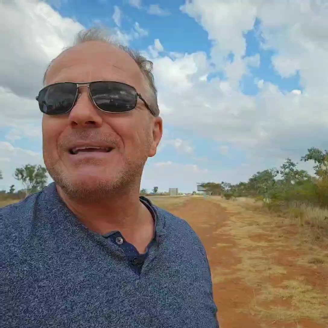 Australiens Geografie leicht erklärt❗ Freundin von Tania verstorben❗Gespräch über Mondlandung im Camp❗