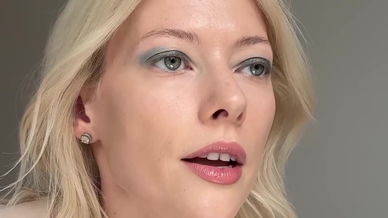 Soft Glam Tutorial - Spring Blue & Pink Smokey Eye P20