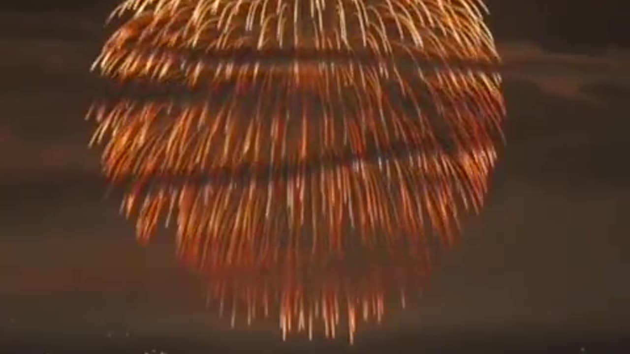 One of the world's largest fireworks - single blast bomb - launched over Nagaoka Japan