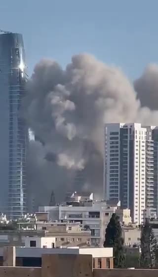 Raketat e Iranit sulmojnë Tel Avivin