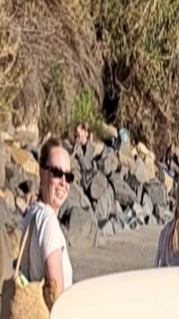 The Beach Captain: Perplexing women for a lifetime.