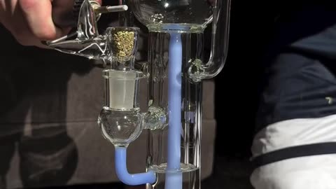 Phoenix Star 2-arm Recycler Bong in Action😮💨