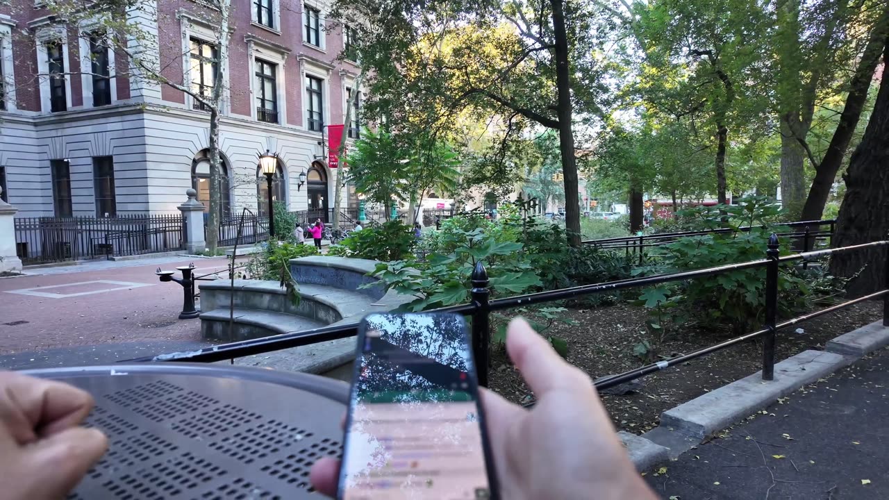 🗽 NYC Live 🔴 Walk (Chat on YouTube)