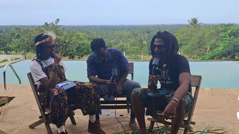 Episode 9 – Live from Nirvana Backpackers Diani 🏝️🎙️Kenya’s First Black-Owned Backpackers
