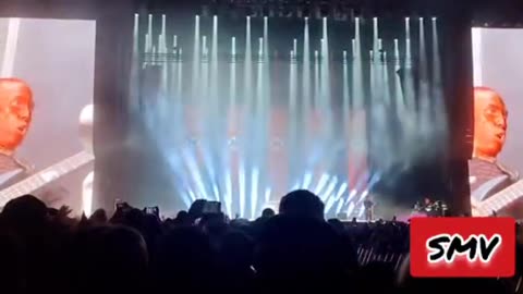 #ShittyMillennialVideos 📱📹🎬 Mudvayne 🌍😈🤘 - Not Falling 🙃 @ Discovery Park Sacramento, CA 10/09/2021