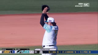 Lizandro Espinoza volando en Margarita