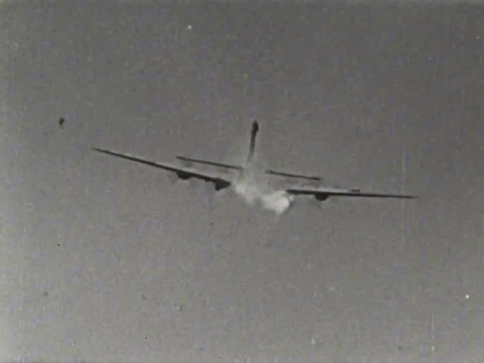 B-17G Flying Fortress straggler under sustained attack by a Bf 110 G-2 in 1944