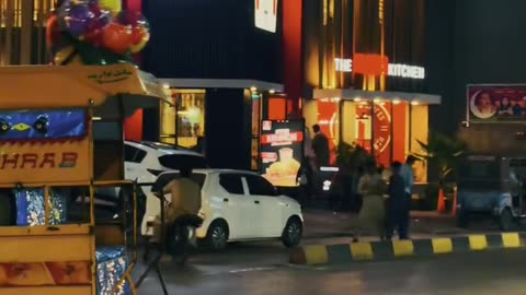 Larkana KFC Night View #maxrecords #larkana #sindh #pakistan