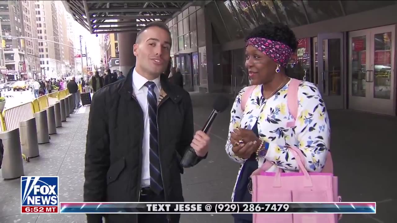 New Yorkers React to ICE Agents Arriving