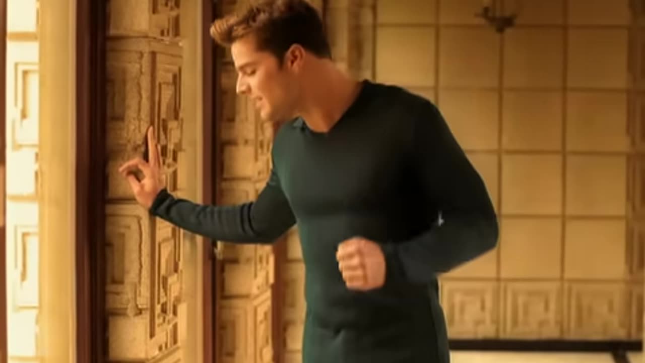 Ricky Martin - Vuelve