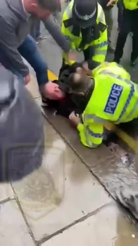 Liverpool right after the incident happened 33 on the police van