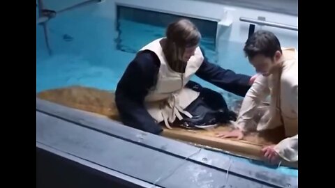 James Cameron does tests to find out if both Jack and rose would fit on Titanic door