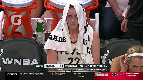 😱 CAITLIN CLARK RE-INJURES GROIN in final minute of Indiana Fever's win | WNBA women's basketball |