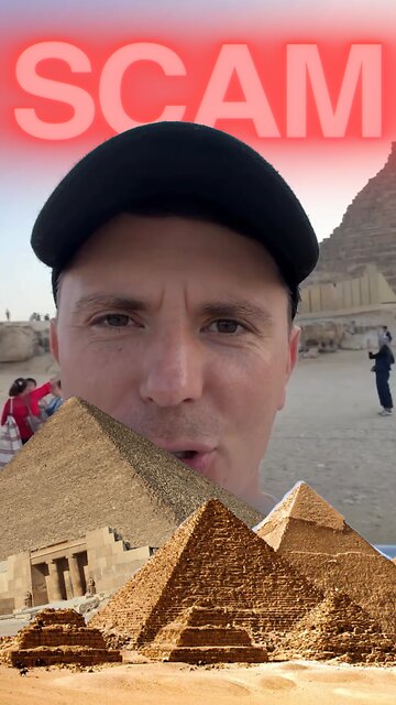 Estafa 'piramidal' en Egipto: se ofrecen para hacerte una foto y se quedan con tu móvil como rehén