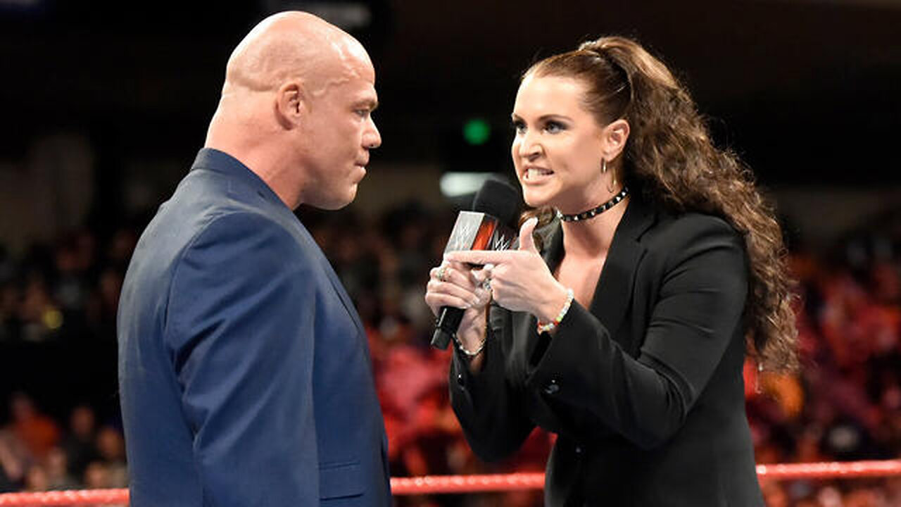 Stephanie McMahon takes issue with Kurt Angle and #UnderSiege: Raw, Oct. 30, 2017 @wwefree