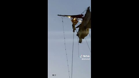 Ship that crashed into the Brooklyn bridge has sailors dangling for their lives.