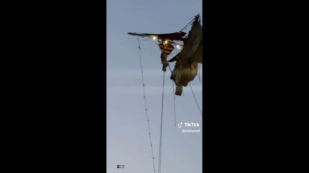 Ship that crashed into the Brooklyn bridge has sailors dangling for their lives.