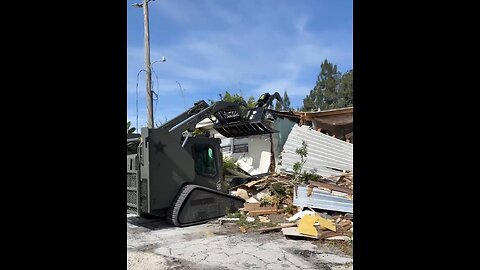 Florida Sheriff DESTROYS A Drug House