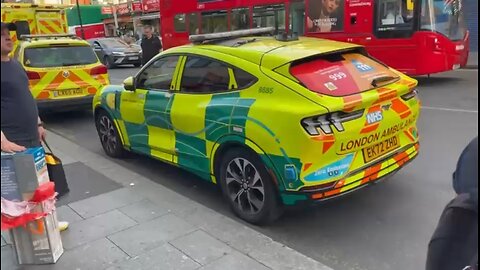 Accident, London Ambulance Service Quickly Recovered Accident Person’s. At London.