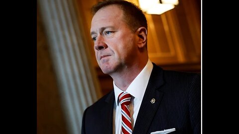 Sen. Schmitt Calls for Medal of Freedom for Pat Buchanan