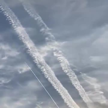 Can we all now finally agree that these are Chemtrails then?