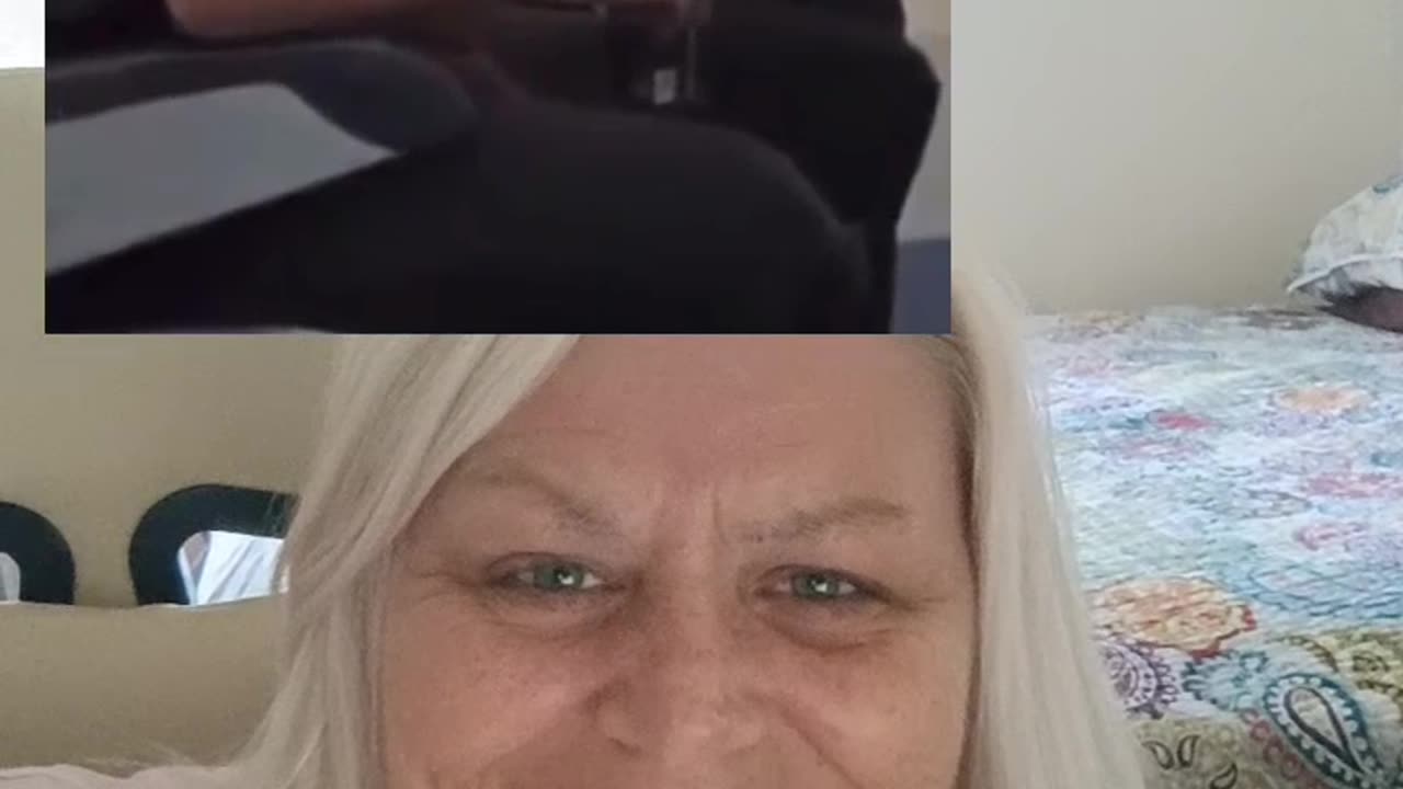 when first class goes wrong,this liberal come completely unhinged and locked